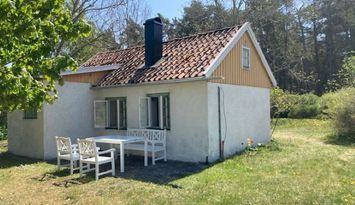 Strandnära gäststuga i Tofta -Gnisvärd