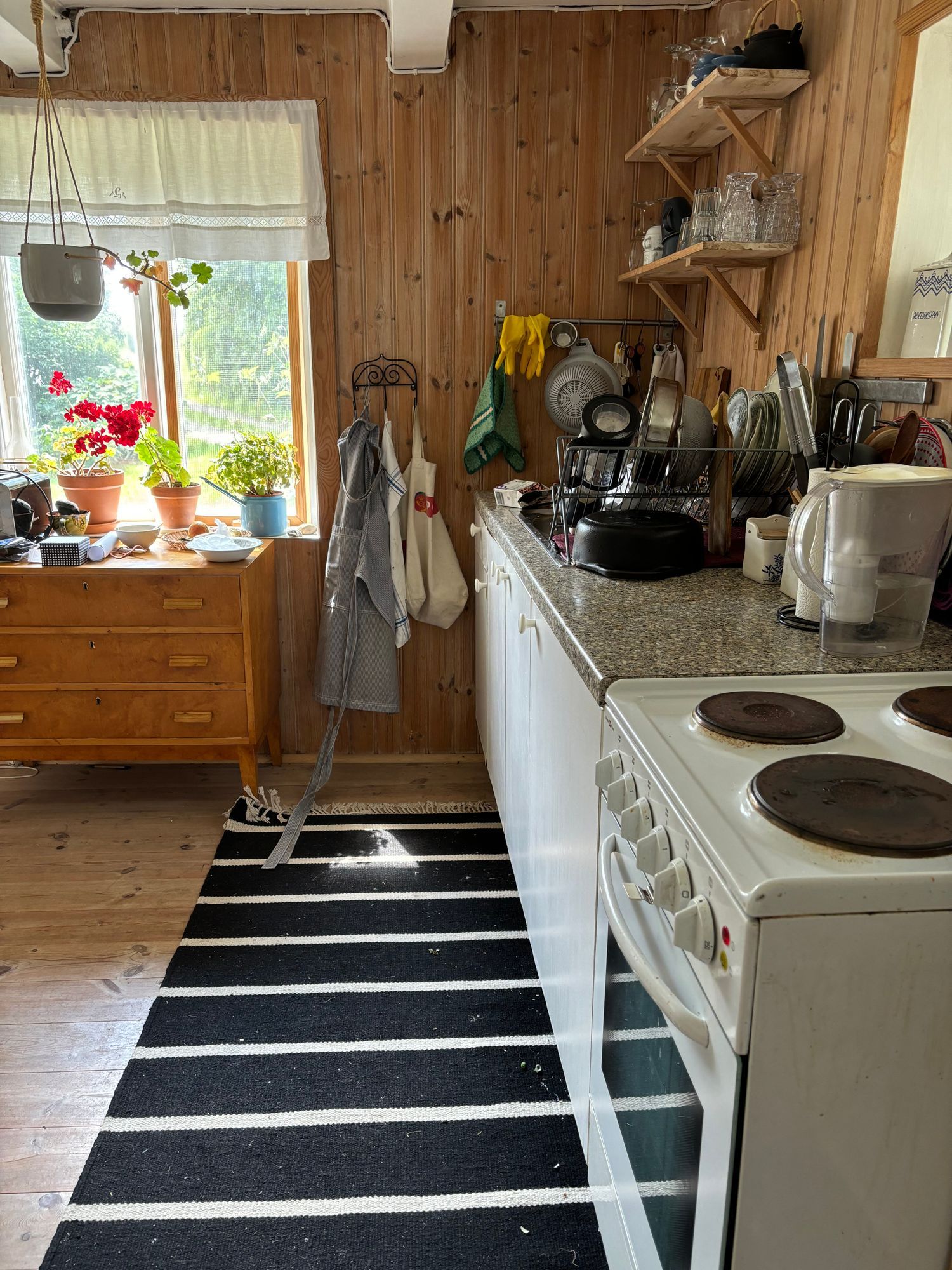 Mysig stuga lantligt och fridfullt läge – bild 6 av 23