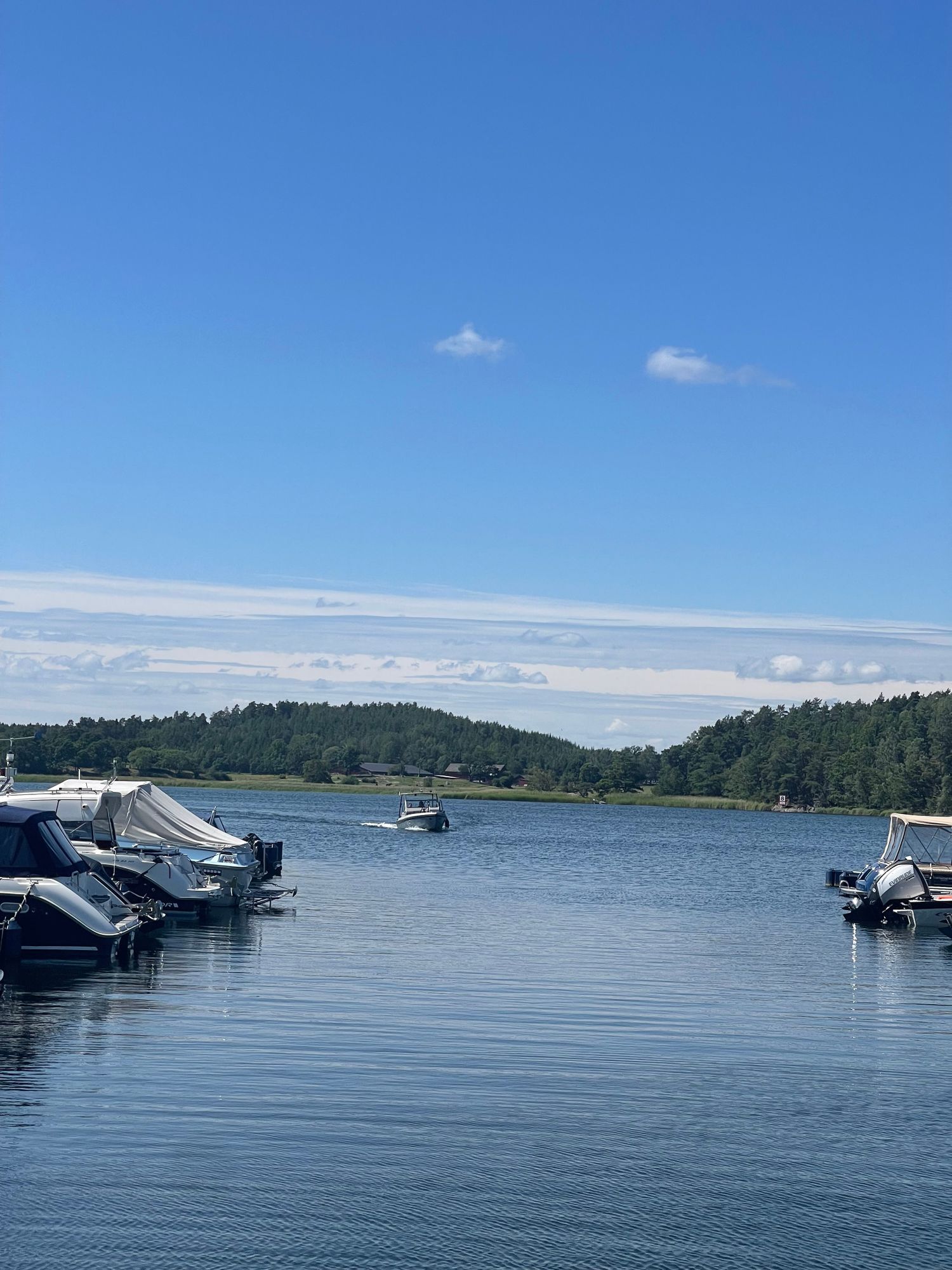 Naturskönt skärgårdsboende, Vaxholm – bild 9 av 14