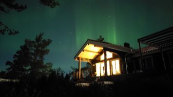 SUPER NICE timber cabin Roviken/Lake Vänern-Säffle