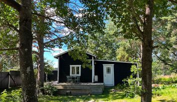 Modern och mysig stuga nära Arkösund skärgården