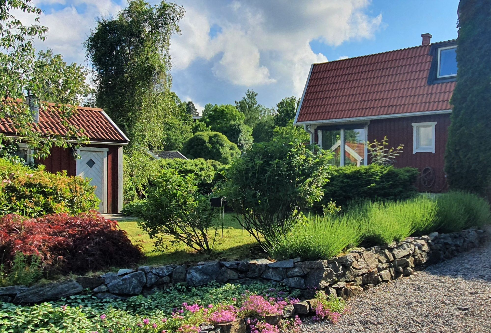 Stor villa 20min från Stockholm, nära bad och skog