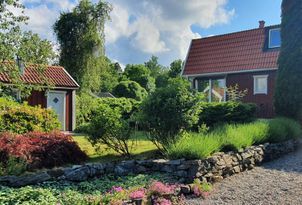 Stor villa 20min från Stockholm, nära bad och skog