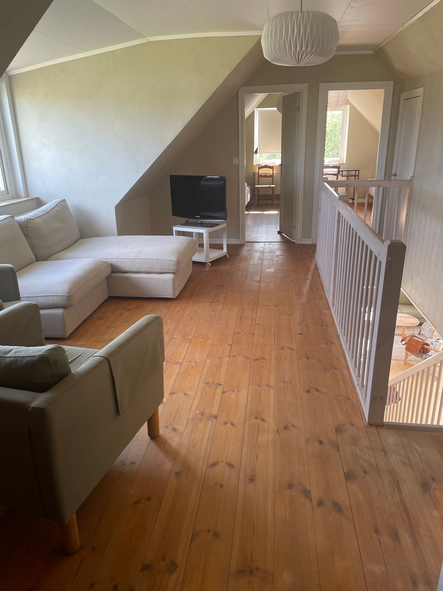 Semesterhus i gammal äppleodling på Österlen – bild 17 av 24