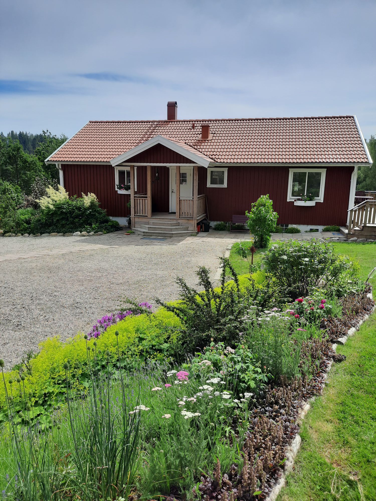 Nyrenoverat boende i idylliskt lantlig läge – bild 15 av 21