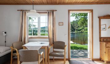 Rum 21 – egen ingång och terrass vid vattnet