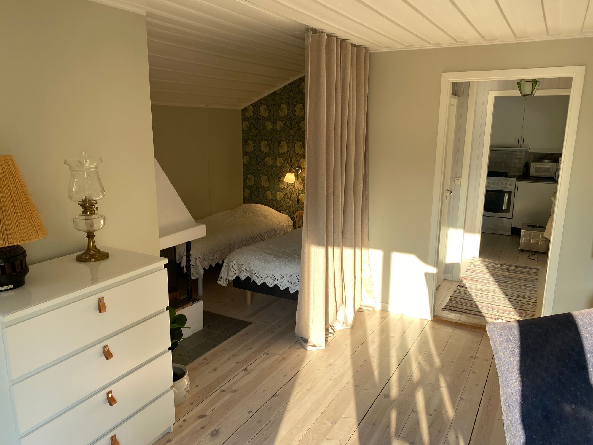 Fint och fräscht fritidshus i Kovik nära havet – bild 7 av 21