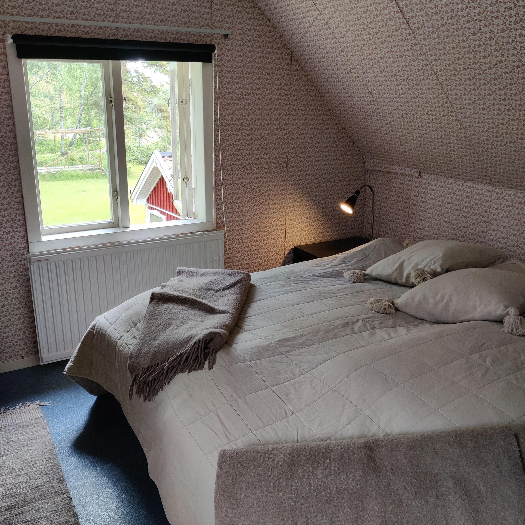 Pittoreskt skärgårdsboende på underbar sommarö – bild 10 av 18