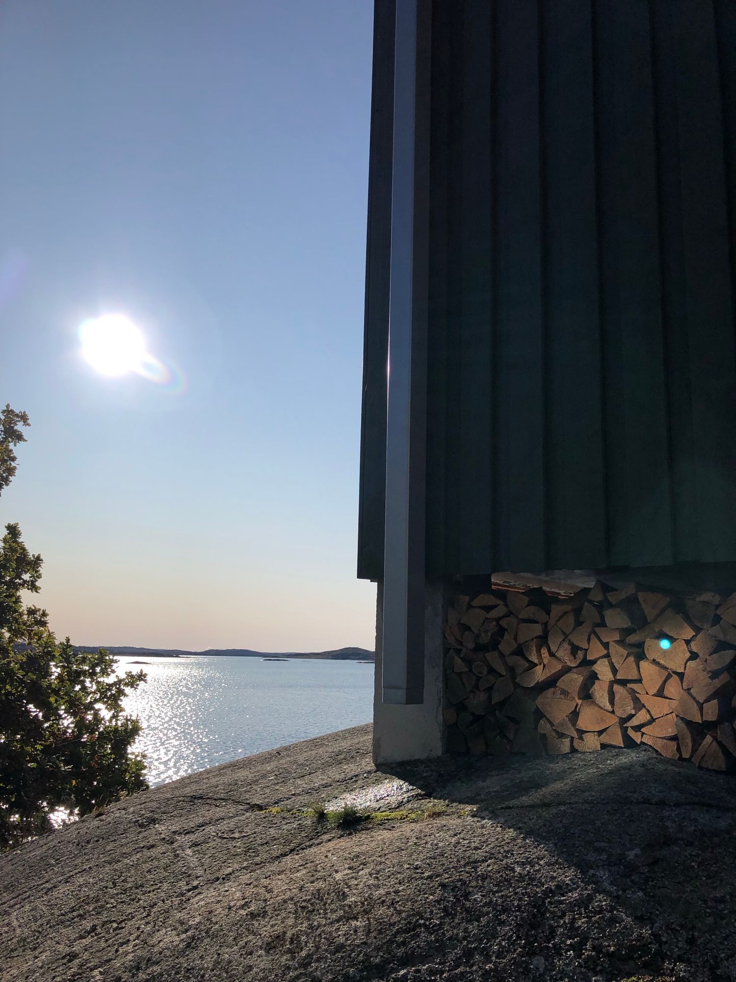 Södra Bohuslän Liten stuga – bild 2 av 22