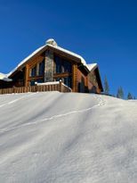 Fantastische neu gebaute Berghütte