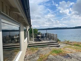 Västkusthus med egen strand och havsutsikt