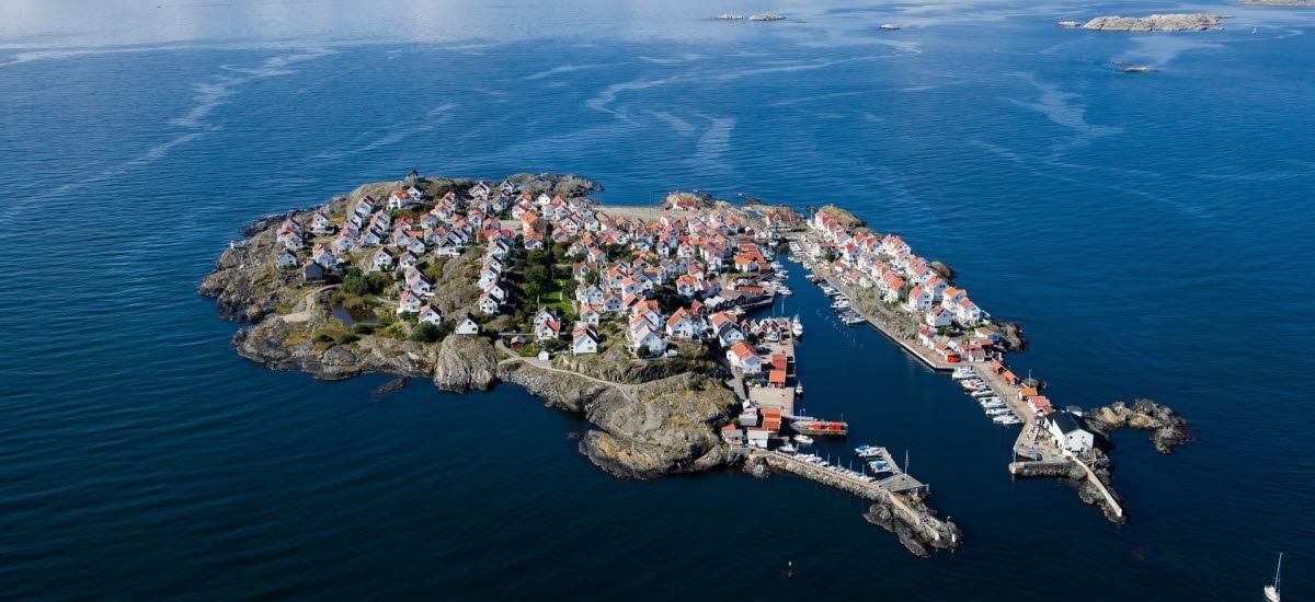 Rönnäng - fin lägenhet på nedre plan nära bad – bild 15 av 17