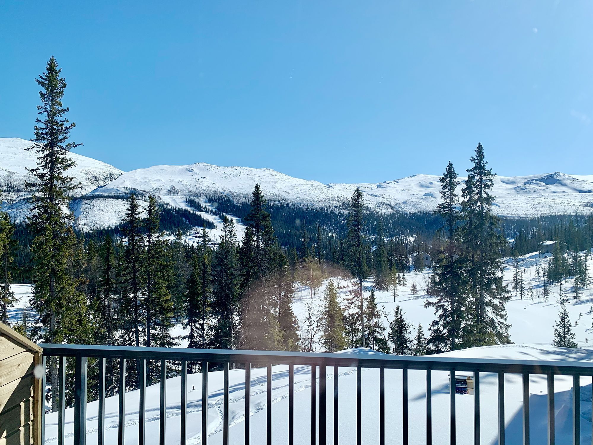 Fjällstuga med ski-in, ski-out och grym utsikt. – bild 18 av 24