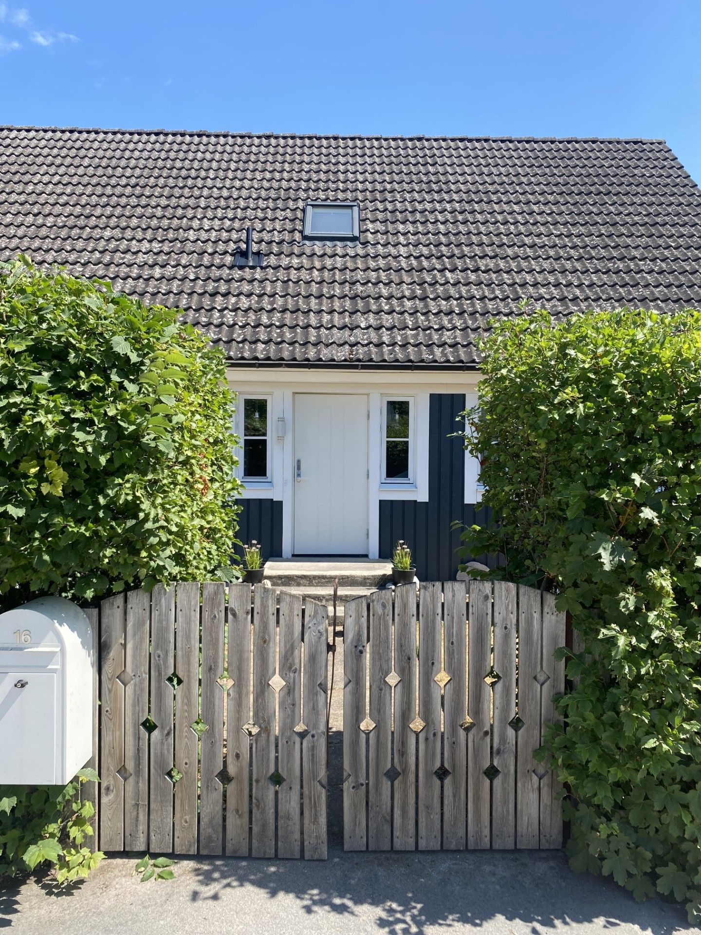 Fin villa i Visby – bild 1 av 13
