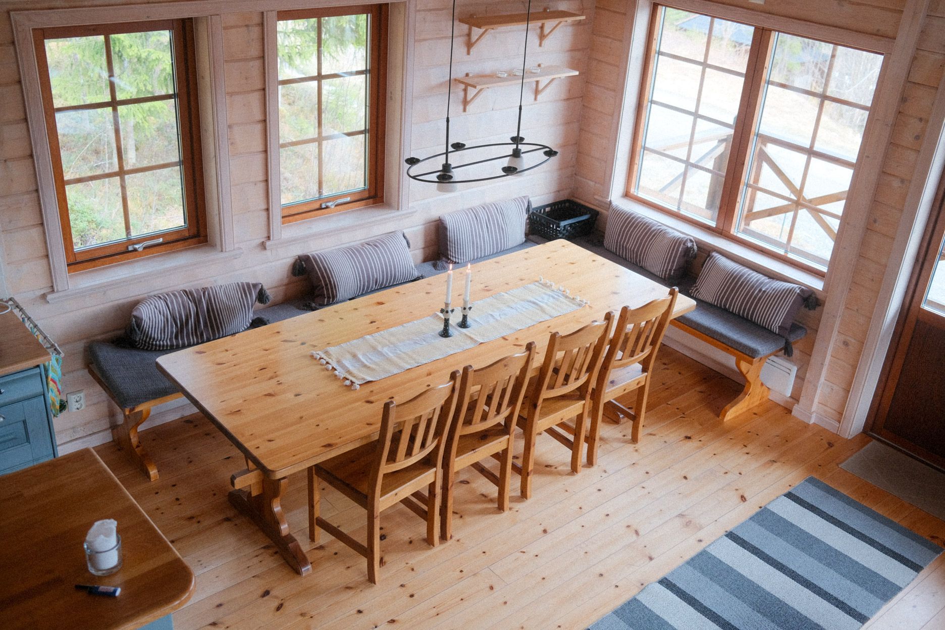 Bo i backen – stor fjällstuga i Klövsjö m. bastu – bild 5 av 24