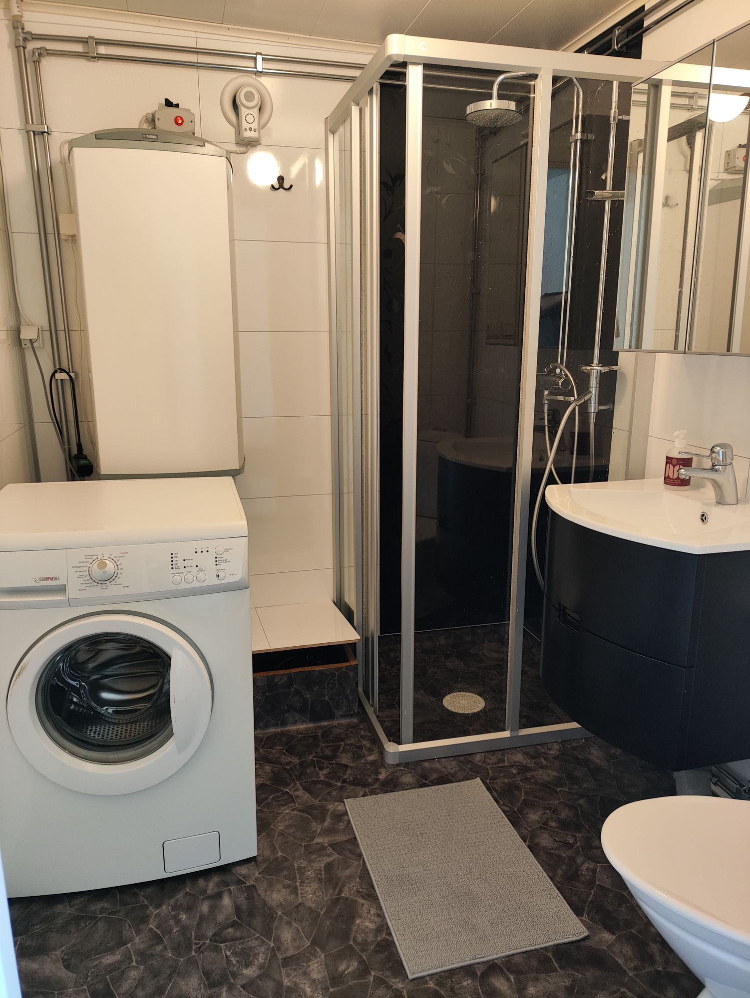 Del av hus i Idre by - Nedervåningen – bild 10 av 16