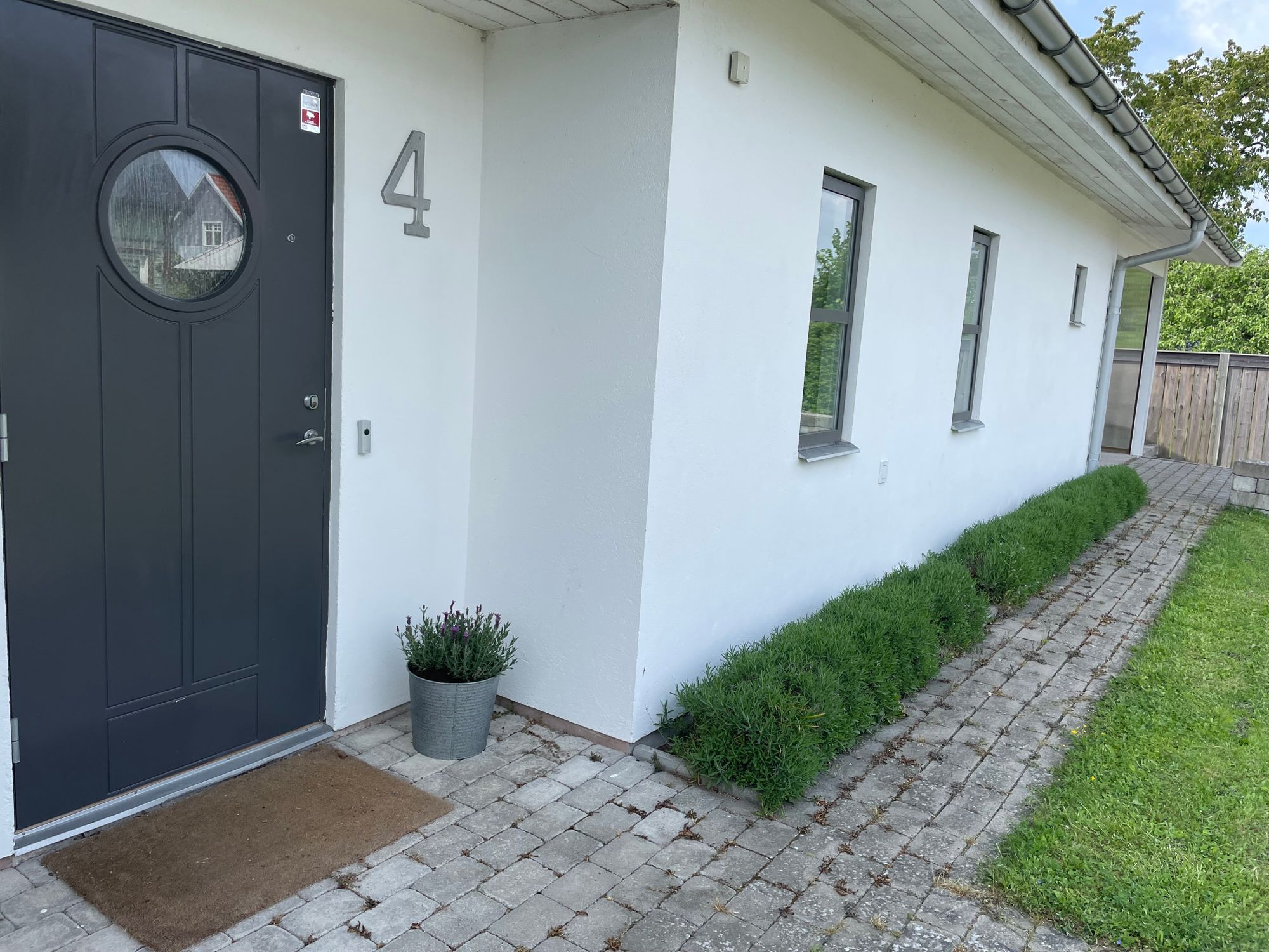 Smakfullt boende i centrala Borgholm – bild 3 av 24