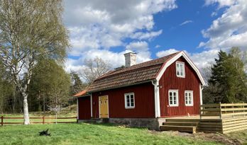 Cottage with lake view near Västervik