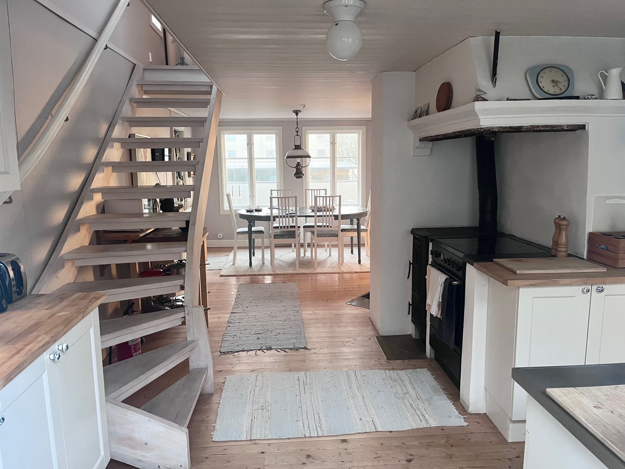 Hus vid Norra hamnen i Strömstad – bild 2 av 10