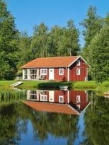 Cabin with own water reservoir