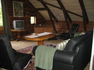 Stuga på lantgård i Ydre Östergötland – bild 3 av 7
