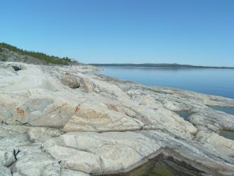 Välutrustat hus i Höga Kusten med havsutsikt – bild 12 av 15