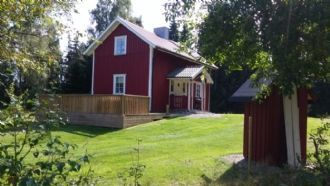 Cosy red cottage