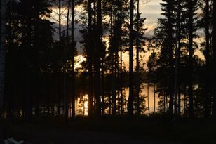 Sjönära, nybyggt hus med hög standard!