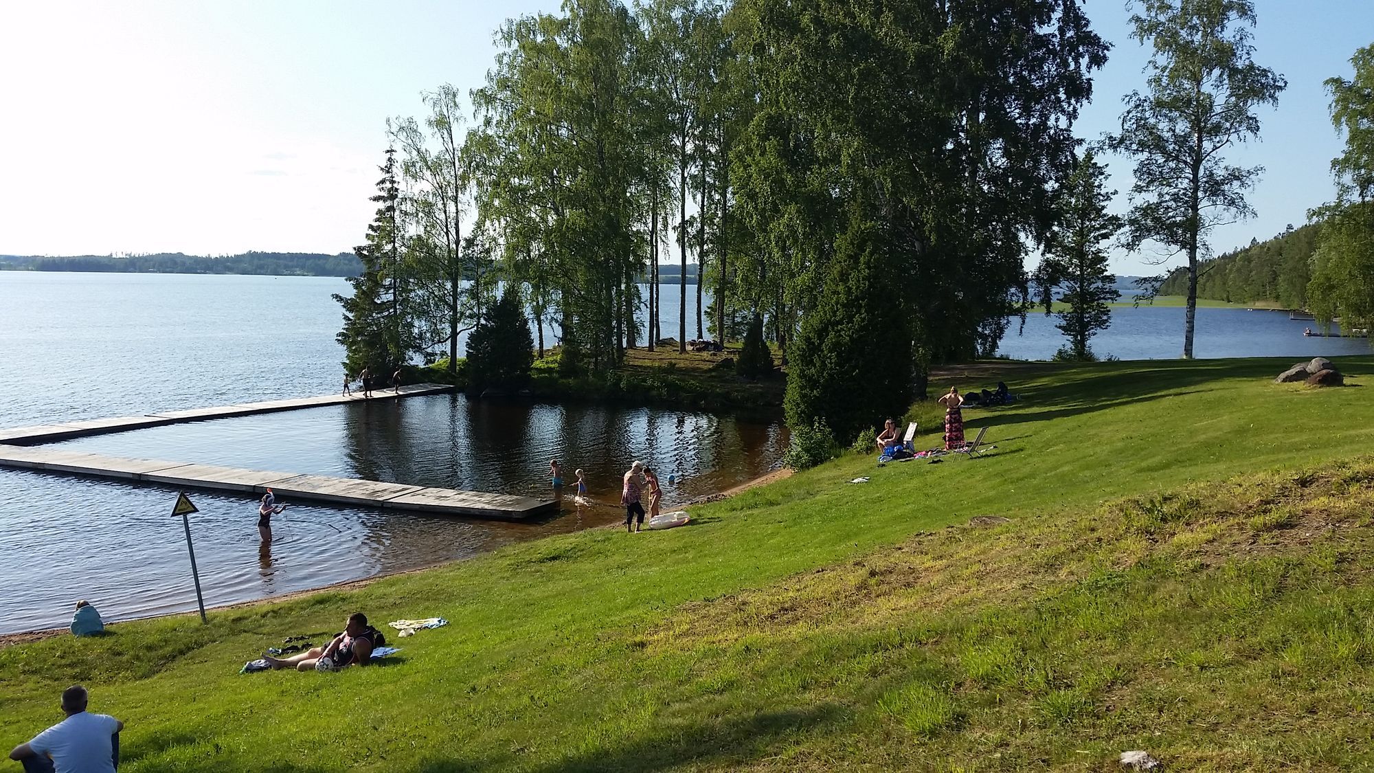 Mysig stuga på landet – bild 16 av 17