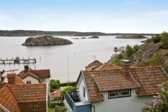 Rymligt strandnära hus med underbar havsutsikt – bild 5 av 12