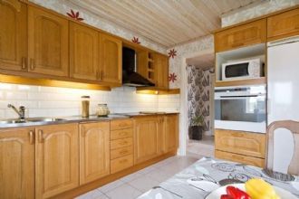 Rymligt strandnära hus med underbar havsutsikt – bild 4 av 12