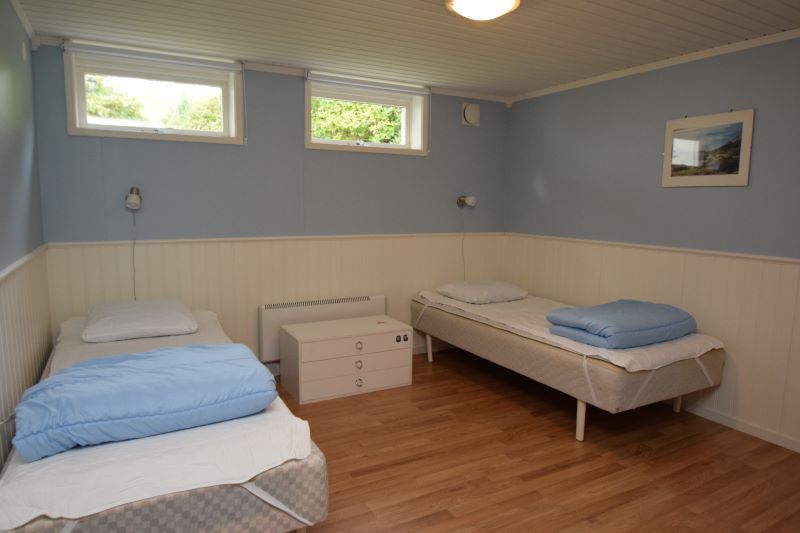 Rymlig stuga i Svanesund nära badplats | SE09163 – bild 16 av 24