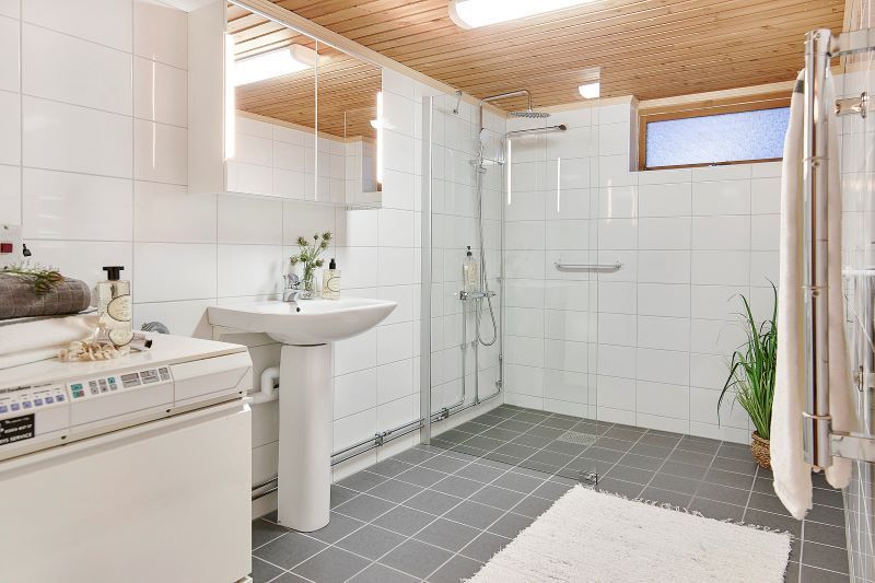 Rymlig stuga i Svanesund nära badplats | SE09163 – bild 17 av 24