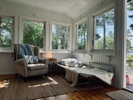Sommarhus med unikt sjöläge