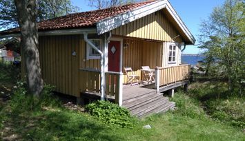 Stuga vid havet i Roslagen uthyres