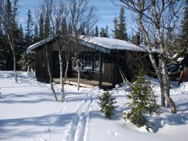 Fjällstuga med utsikt mot Storsnasen