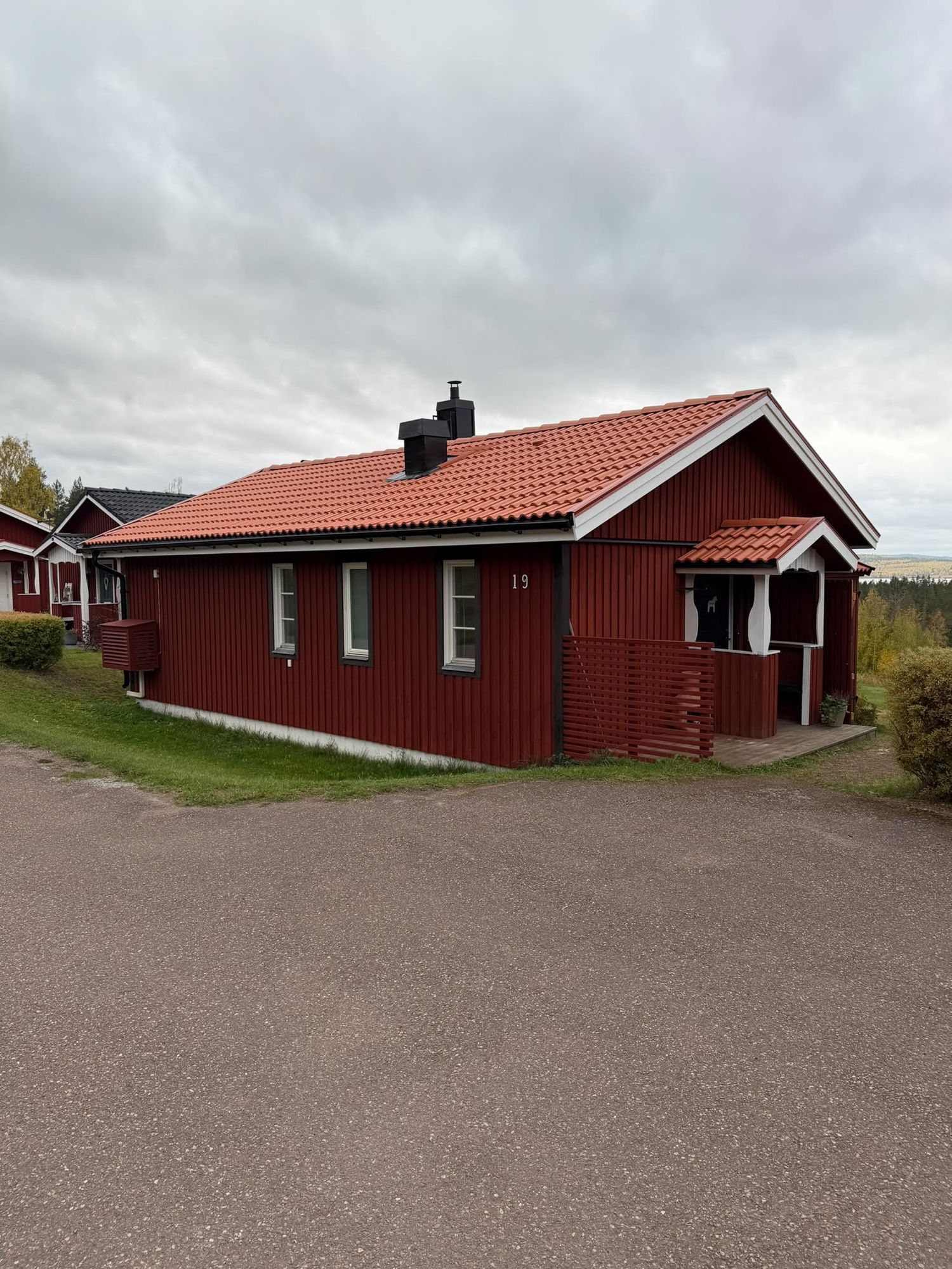 Stuga Tällberg Dalecarliabyn utsikt mot Siljan – bild 2 av 17