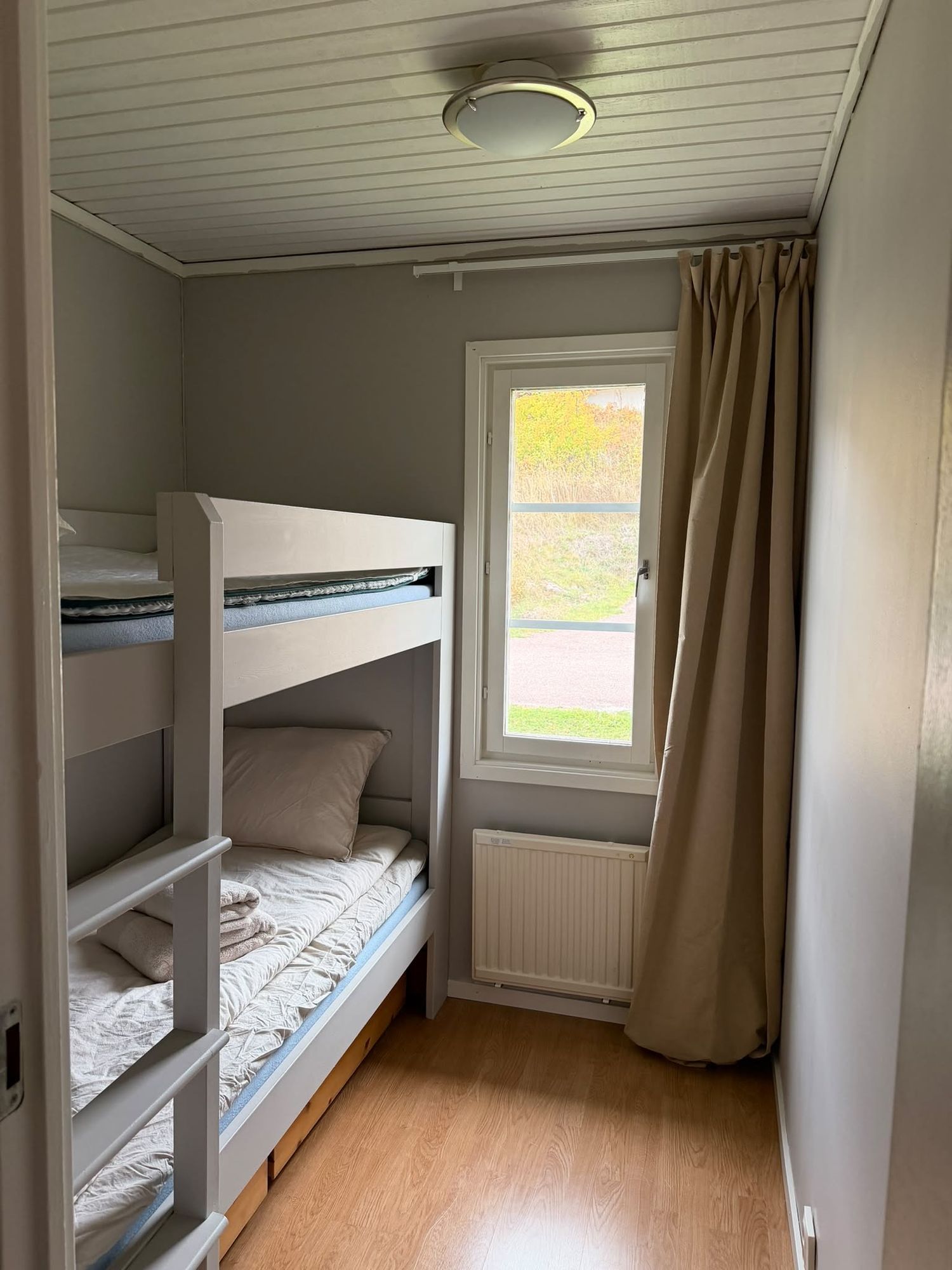Stuga Tällberg Dalecarliabyn utsikt mot Siljan – bild 9 av 17