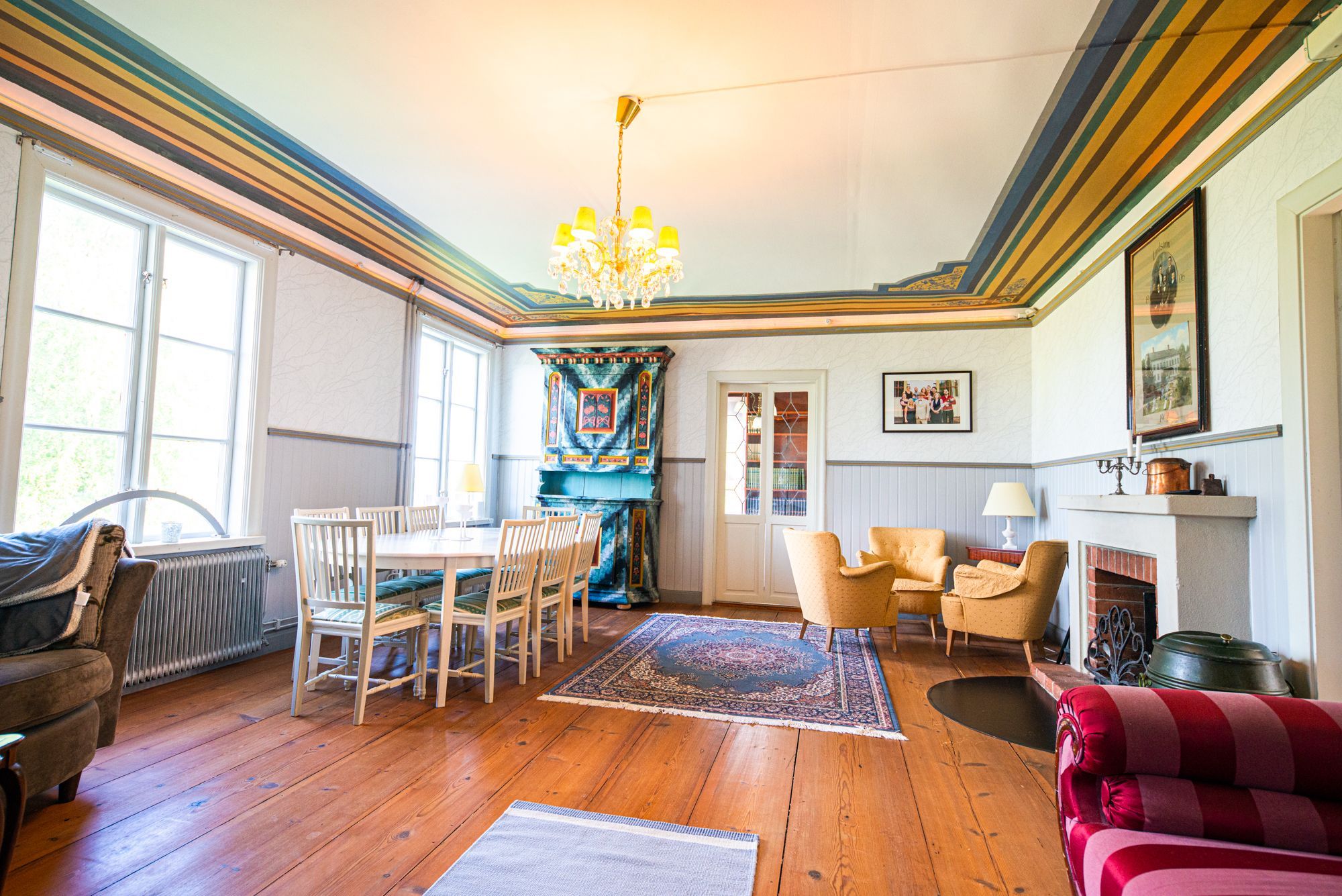 Helt träslott med 24 bäddar i Järvsö – bild 12 av 24