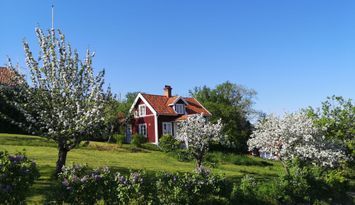 Vackert belägen nyrenoverad stuga i Karlstorp