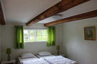 Hus med själ & charm. Egen strand, brygga, båt. – bild 13 av 22