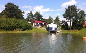 Arkösund sjöstuga, sjötomt egen brygga o fiske