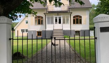 Stort sekelskifteshus i Skäret