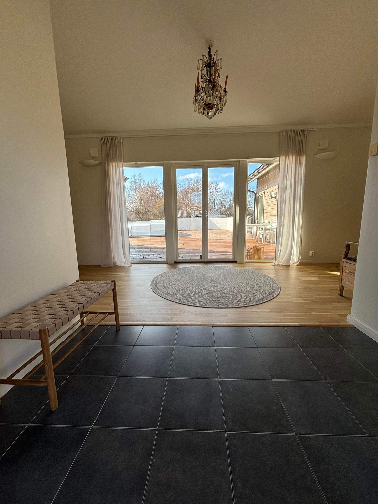 Sommarparadis med pool nära havet och centrum! – bild 12 av 14