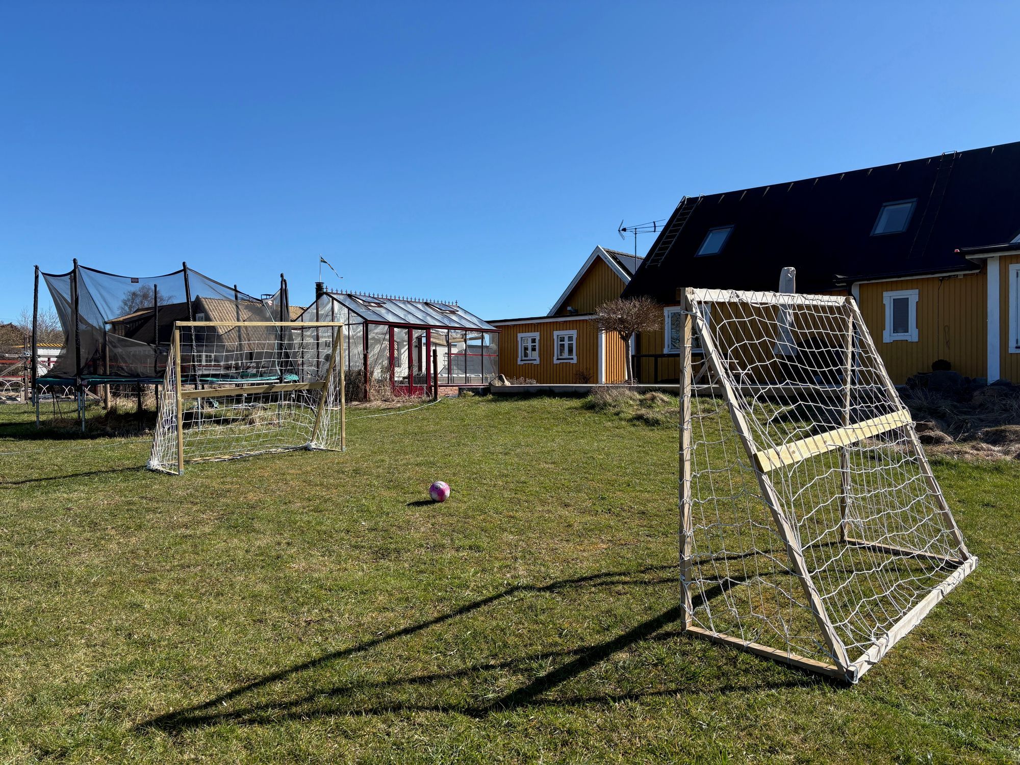 SOLHAGEN - Kullahalvön lantligt nära hav och natur – bild 9 av 24