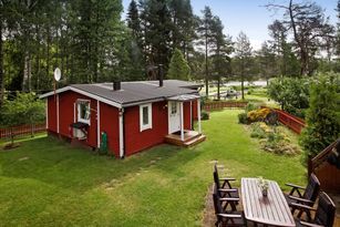 Three cottages: beach, private jetty and boat