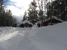 Central locale in Lofsdalen near the lake