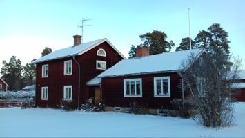 Bo på bondgård i dalaby