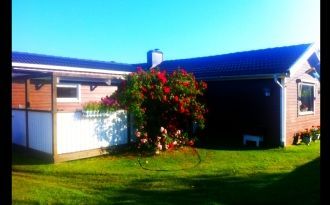 Sommarstuga vid kusten i Björkäng