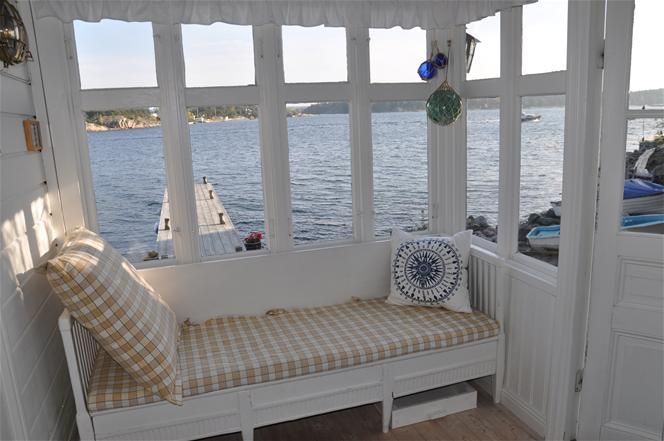 Charmig Sjöstuga på Dalarö, vid havet, egen strand – bild 5 av 18